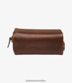 Loake 26804V227 Thames Wash Bag Brown Leather